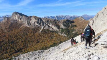 C.A.I. Francesco Terribile - Dolomiti: Un territorio testimone di guerra e devastazione ambientale, monito di pace tra uomo e uomo e tra uomo e natura